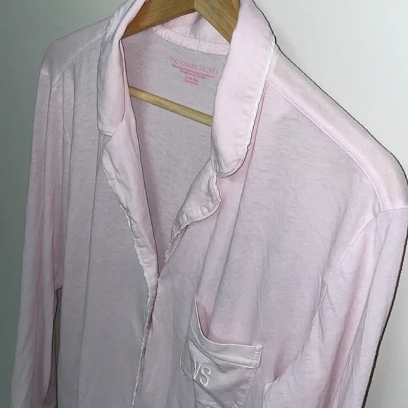 4/$24🦩Victoria’s Secret Pink Night Shirt Medium - Picture 3 of 8